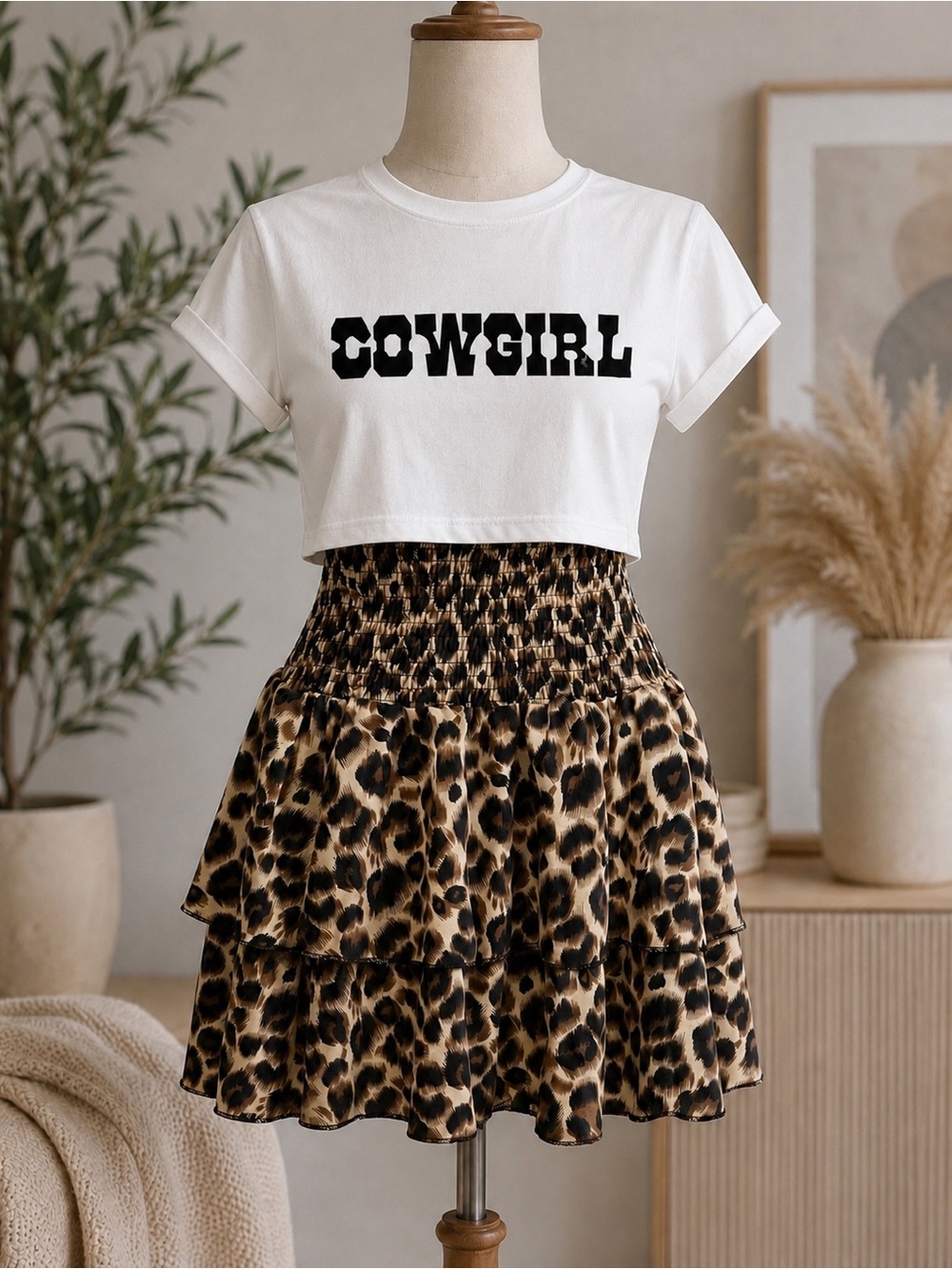 🆕 Leopard Print Tiered Smocked Mini Skirt - Brown - Picture 2 of 5